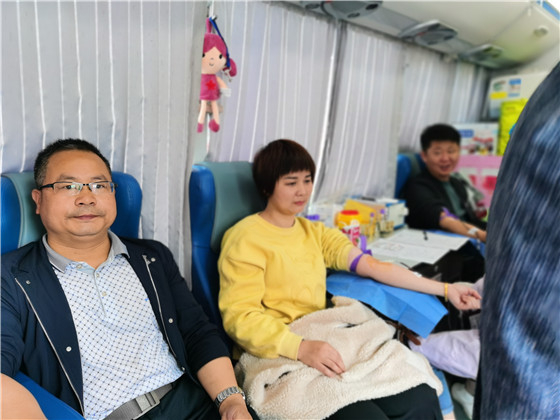 獻血傳真情，為黨旗添光彩 ——三元村春季無償獻血活動側(cè)記